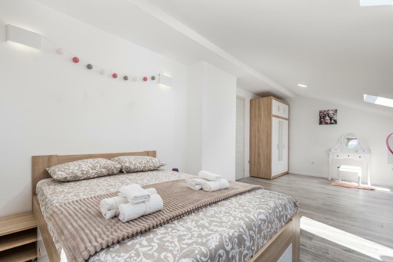 Luxury Apartment La Es Marcelji ภายนอก รูปภาพ